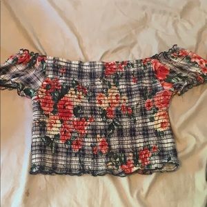 Cute Floral off the shoulder crop top